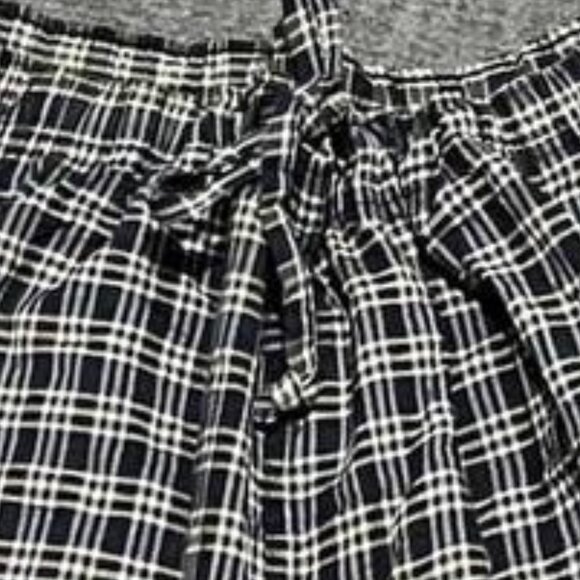 Navy Plaid Culottes - Picture 2 of 3